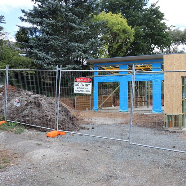 do you deliver and install temporary fencing and what's the price for these services in Landess IN